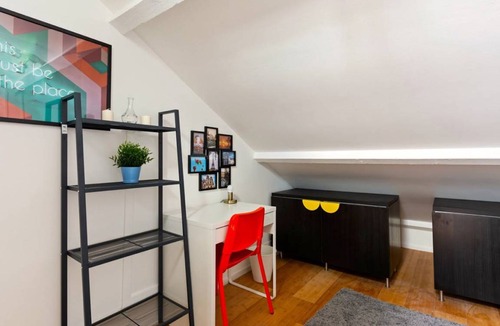 Louis Bertrand-Mirabeau-Semard Resort | 280 m² Private room ∙ 1 bedroom ∙ 11 guests