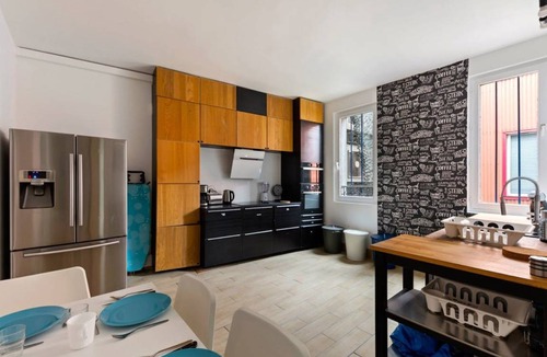 Louis Bertrand-Mirabeau-Semard Resort | 280 m² Private room ∙ 1 bedroom ∙ 11 guests