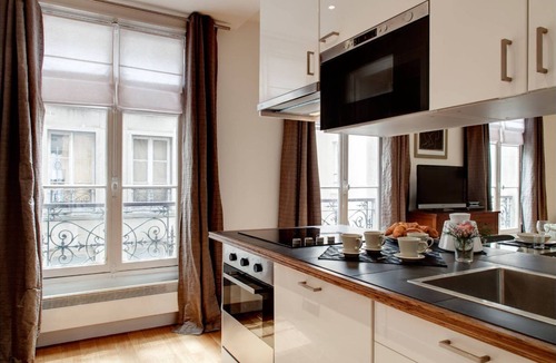 3rd Arrondissement Apartment | 3 bedroom apartment in Marais