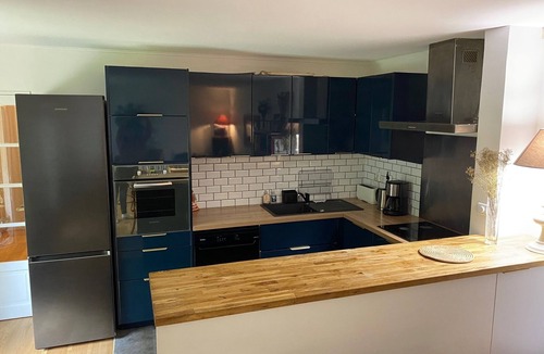 Saint-Fargeau Apartment | 3 Bedroom Apartment in Paris