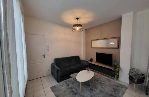 Issy-les-Moulineaux Apartment | 30 m² Apartment ∙ 1 bedroom ∙ 4 guests