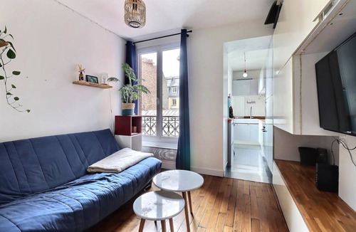 Quartier de la Folie-Mericourt Apartment | 33 m² Apartment ∙ 1 bedroom ∙ 2 guests