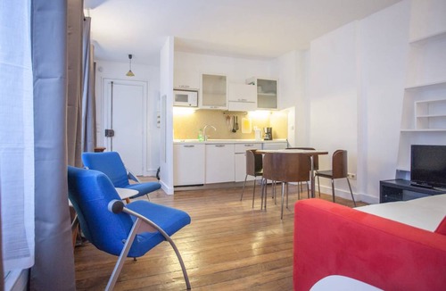 Quartier de la Folie-Mericourt Apartment | 37 m² Apartment ∙ 1 bedroom ∙ 2 guests