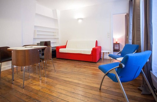 Quartier de la Folie-Mericourt Apartment | 37 m² Apartment ∙ 1 bedroom ∙ 2 guests