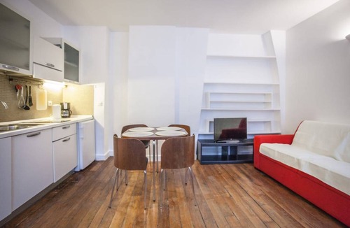 Quartier de la Folie-Mericourt Apartment | 37 m² Apartment ∙ 1 bedroom ∙ 2 guests