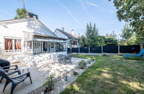 Saint-Germain-sur-Morin Bed & Breakfast | 38 m² Bed and breakfast ∙ 4 guests