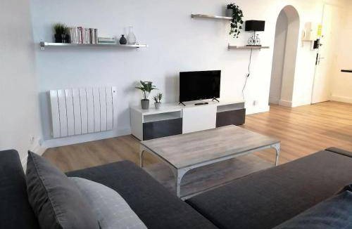 Neuilly-sur-Marne Apartment | 42 m² Apartment ∙ 1 bedroom ∙ 4 guests
