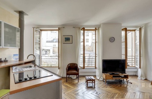 Quartier de la Folie-Mericourt Apartment | 42 m² Apartment ∙ 1 bedroom ∙ 2 guests