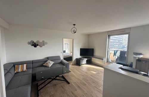 Gambetta Apartment | 47 m² love cocoon with balcony