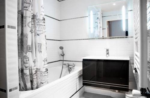 Noisy-le-Grand Apartment | 65 m² Apartment ∙ 2 bedrooms ∙ 5 guests