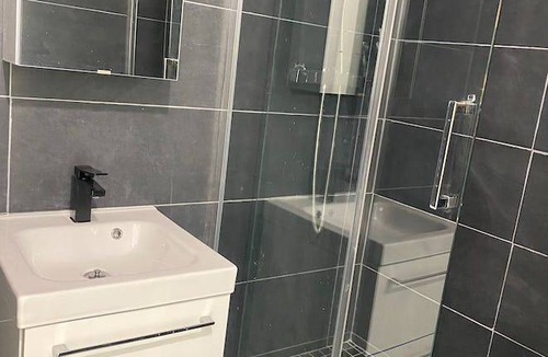 Noisy-le-Grand Resort | 65 m² Private room ∙ 1 bedroom ∙ 1 guest