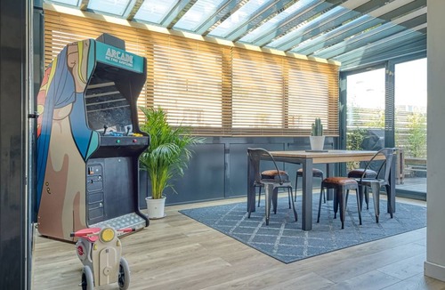 Asnieres-sur-Seine Apartment | 70 m² Apartment ∙ 3 bedrooms ∙ 6 guests