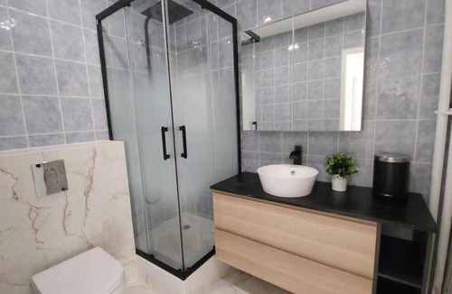 Neuilly-sur-Marne Apartment | 73 m² Apartment ∙ 4 bedrooms ∙ 8 guests