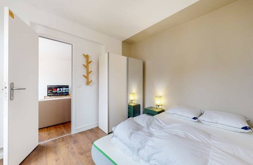 Asnieres-sur-Seine Resort | 80 m² Private room ∙ 1 bedroom ∙ 2 guests
