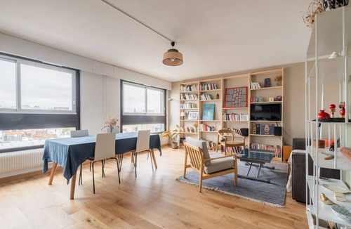 Quartier de la Folie-Mericourt Apartment | 84 m² Apartment ∙ 2 bedrooms ∙ 4 guests