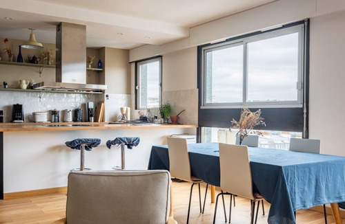 Quartier de la Folie-Mericourt Apartment | 84 m² Apartment ∙ 2 bedrooms ∙ 4 guests