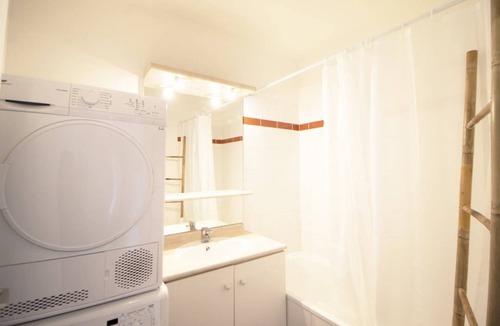 Saint-Denis Resort | 86 m² Private room ∙ 1 bedroom ∙ 4 guests