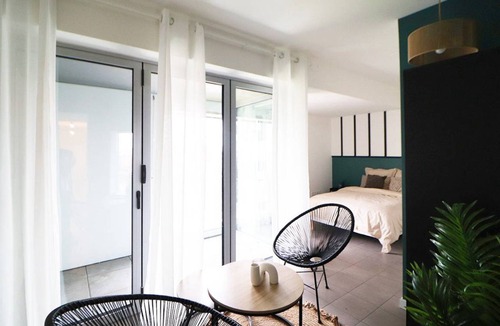 Quartier du Pont-de-Flandre Resort | 87 m² Private room ∙ 1 bedroom ∙ 4 guests