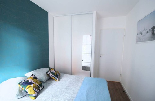 Clichy Resort | 90 m² Private room ∙ 1 bedroom ∙ 5 guests