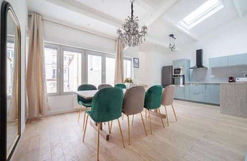 Asnieres-sur-Seine Apartment | 95 m² Apartment ∙ 3 bedrooms ∙ 8 guests