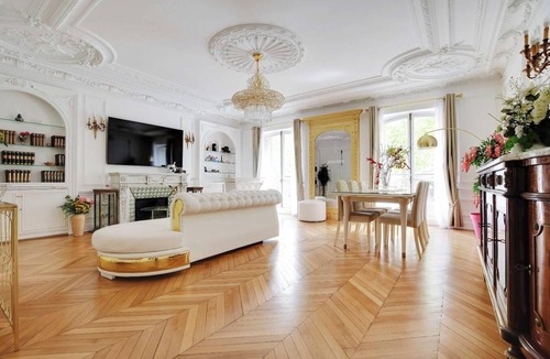 Chaillot Apartment | A HAVEN OF TRANQUILITY JUST STEPS FROM THE ICONIC ARC DE TRIOMPHE-AVENUE KLÉBER