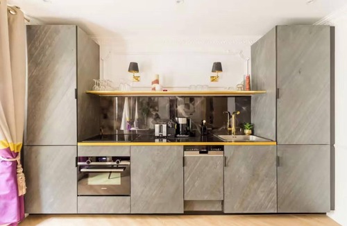 Quartier de la Place-Vendome Apartment | A PERFECT BLEND OF HISTORIC PARISIAN CHARM & MODERN COMFORT -ST GEORGE - 3 BEDS