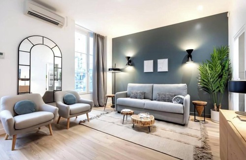 Gaillon Apartment | A PERFECT PARISIAN RETREAT LOCATED NEXT TO LOUVRE & PALAIS ROYAL - RUE MONSIGNY