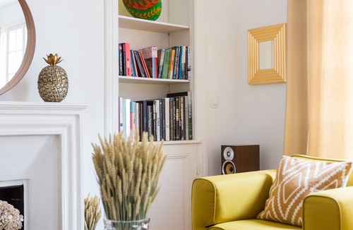 Auteuil Apartment | A Reflective Light, by Veeve