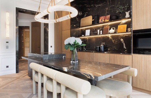 Chaillot Apartment | A Somptuous 3-BR/3BA with services in Champs Elysées