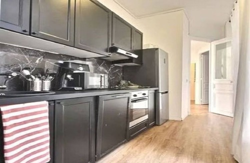 Saint-Germain-l'Auxerrois Apartment | A STUNNING RETREAT ON QUAI DE LOUVRE-BREATH TAKING VIEWS OF SEINE