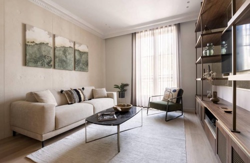 Arts-et-Metiers Apartment | A Stylish 2BED with Services in the Marais
