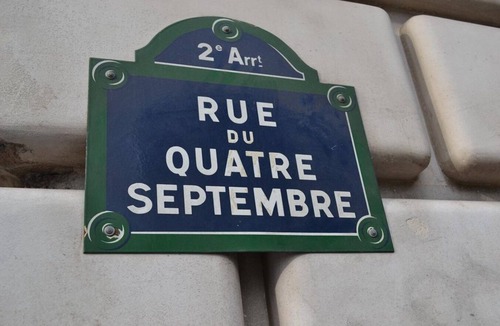 Vivienne Apartment | A TRUE PARISIAN CHARM LOCATED IN BETWEEN LOUVRE & PALAIS GARNIER -110 SQM