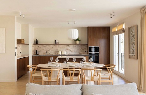 Chaillot Apartment | Admirable & spacious flat - Eiffel Tower