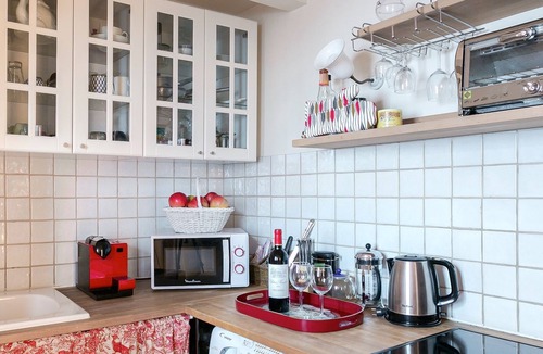 Quartier de la Place-Vendome Apartment | Amazing apartment with loft & tons of charm by The Louvre & Tuileries Garden!