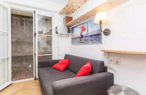 17th Arrondissement Apartment | Apartment ∙ 1 guest