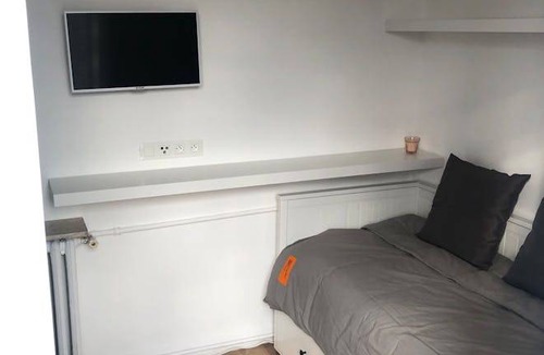 16th Arrondissement Apartment | Apartment ∙ 1 guest