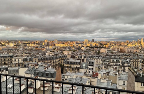 Clignancourt Apartment | APARTMENT PARIS MONTMARTRE, Exceptional view.