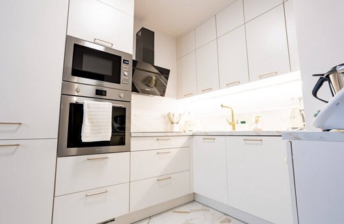 Paris City Center Apartment | Apartment-Private Bathroom-Apartment