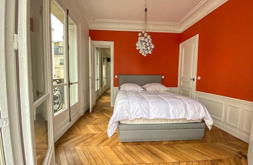Enfants-Rouges Villa | Apartment Thorigny - Two Bedroom Villa, Sleeps 6