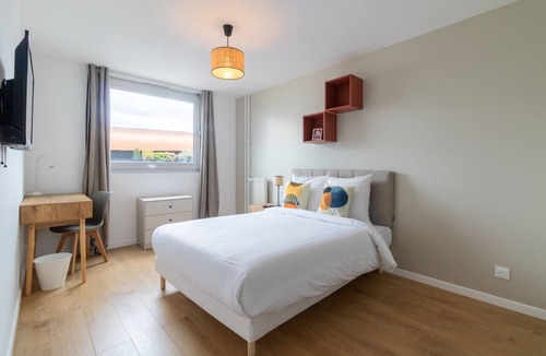 Gambetta Apartment | Appart 9pers#5Bedrooms#La Défense#Balcony