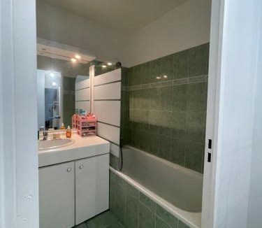 Saint-Denis Apartment | Appartement à 2 pas du Stade de France avec vue sur canal
