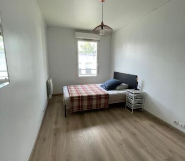 Saint-Denis Apartment | Appartement à 2 pas du Stade de France avec vue sur canal