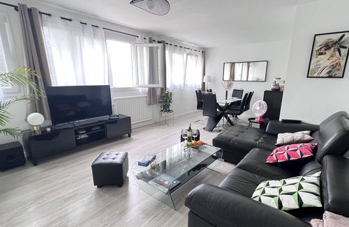 Neuilly-sur-Marne Apartment | Appartement Cosy Entre Paris & Disneyland