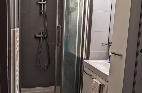 Noisy-le-Grand Apartment | Appartement Chaleureux, à Deux pas de Disneyland