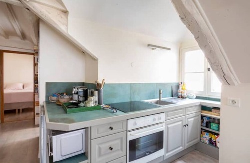 Enfants-Rouges Apartment | Appartement Chic et Confortable Dans le « Paris Branché »