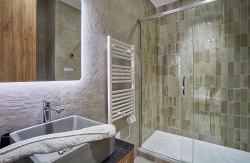 18th Arrondissement Apartment | Appartement Coeur Montmartre by Studio prestige