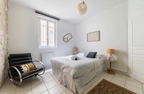 Porte de Clichy Apartment | Appartement familial proche des commerces - 8P