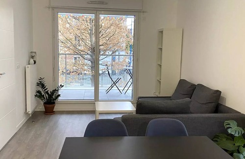 Asnieres-sur-Seine Apartment | Appartement à 5 Minutes du Métro, Parking Sécurisé, Idéal Pour les Familles