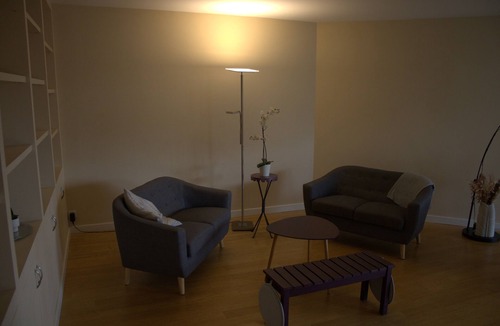 Gambetta Apartment | Appartement Spacieux Proche de L'arena La Défense