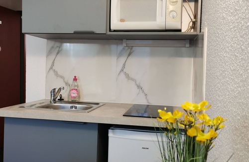 Gambetta Apartment | Apparthotel La Defense, Paris, France